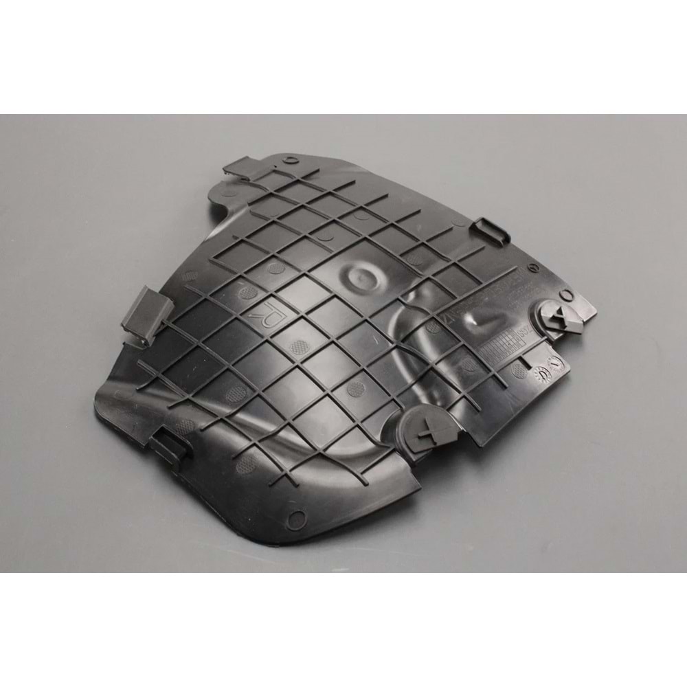 W205 Headlight Bulp Access Cover, Front/Right , Oem St., ABS