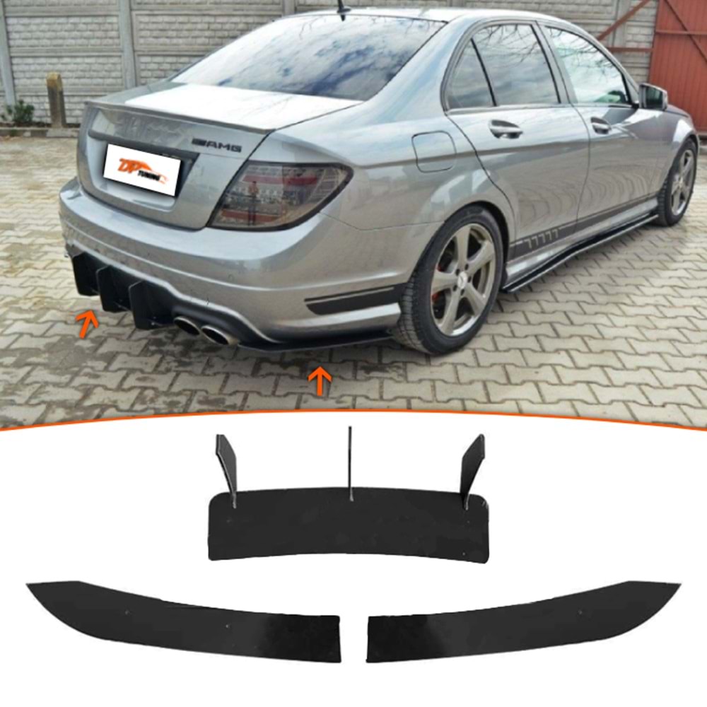 W204 Max Rear Corner + Splitter Piano Black ABS / 2007 - 2014