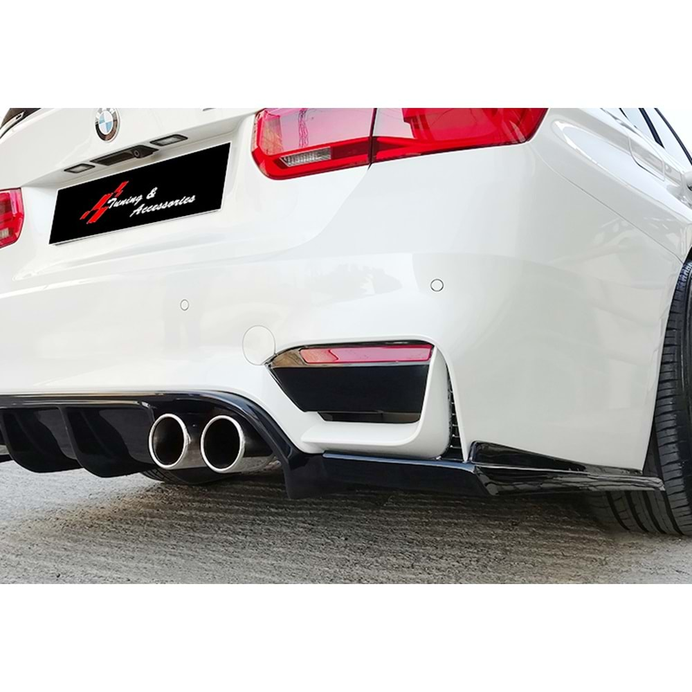 F30 M3 Vorstainer (Middle) Diffuser R+L Dual Output Piano Black Vacuum Plastic / 2012-2018