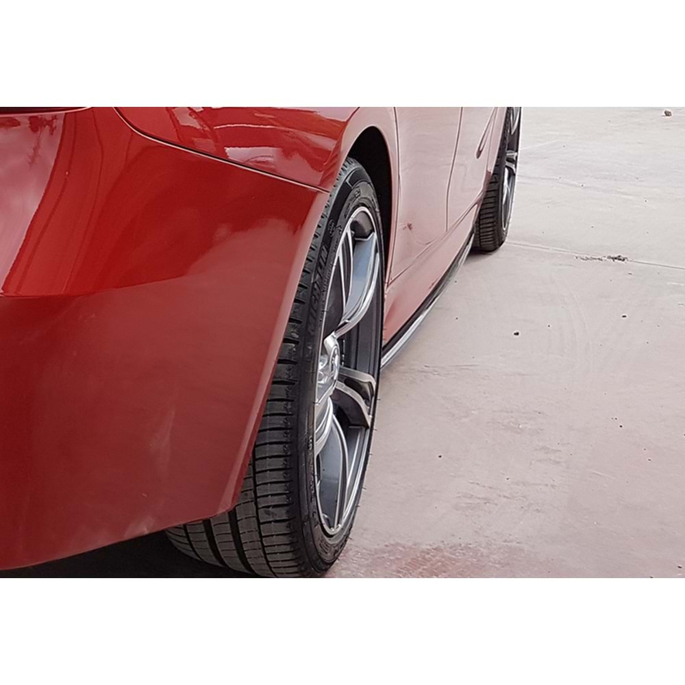 F30 Performance Side Skirt Lower Lip Piano Black Vacuum Plastic / 2012-2018