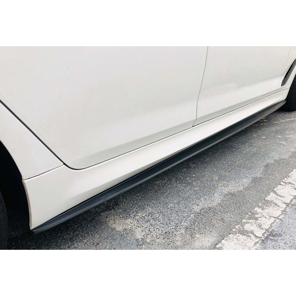 G30 Side Skirts Lower Lip Piano Black Vacuum Plastic / 2017 - up