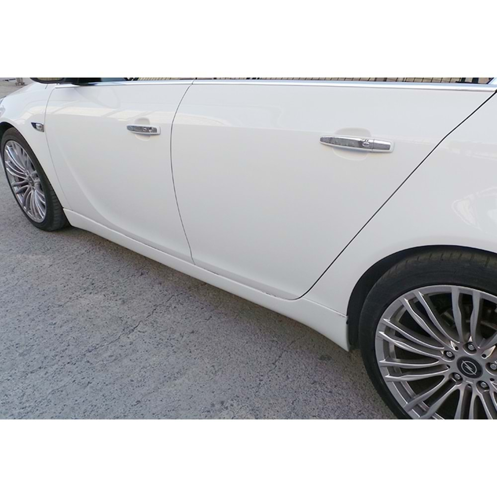 Insignia A OPC Line Side Skirts Raw Surface Vacuum Plastic / 2008-2017