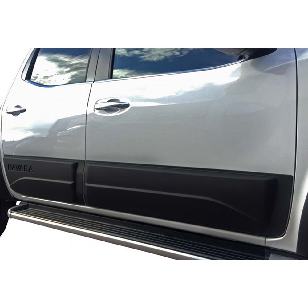 Navara Door Cover Set Black Vakum / 2014 After