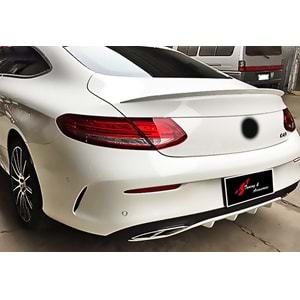 C205 C63 AMG Rear Trunk Spoiler Piano Black ABS / 2015-2019