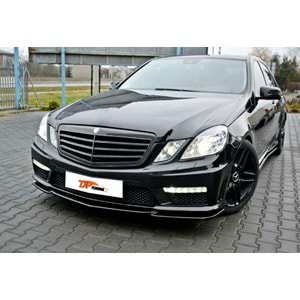W212 E63 AMG Front Lip Piano Black Vacuum / 2009 - 2012