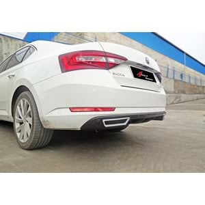 Super B Mk3 Sport Diffuser With R+L Chromee Exhaust Tips Piano Black Vacuum Plastic / 2015 -
