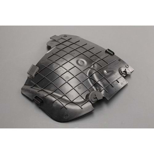 W205 Headlight Bulp Access Cover, Front/Right , Oem St., ABS