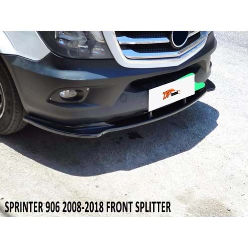 Sprinter W906 Max Front Lip Piano Black Vacuum / 2008 - 2018