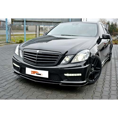 W212 E63 AMG Front Lip Piano Black Vacuum / 2009 - 2012