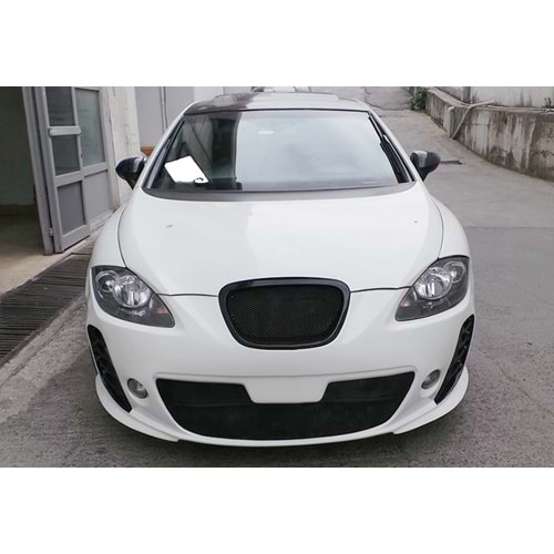 Leon Mk2.5 FL Cupra Front Bumper Primered Fiberglass Material / 2009-2012