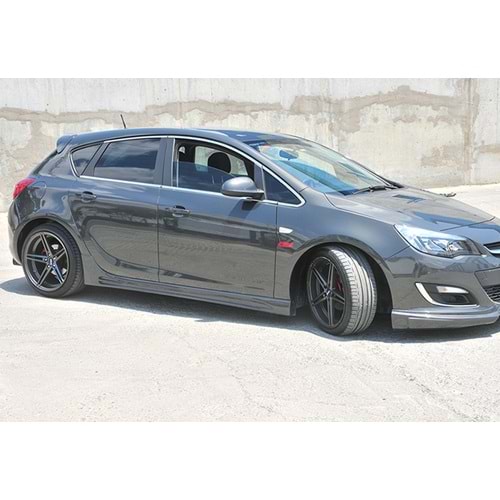 Astra J Sport Side Skirts Raw Surface Vacuum Plastic / 2009-2020