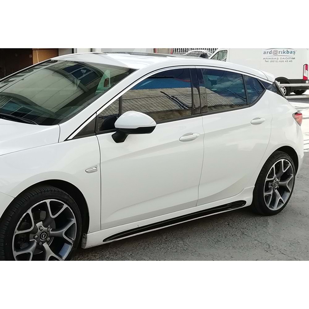 Astra K Sport Side Skirts Raw Surface Vacuum Plastic / 2015-2021 (V2)