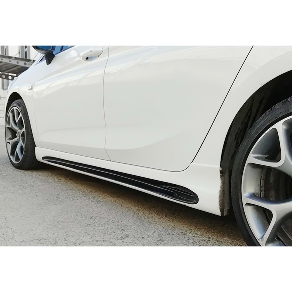 Astra K Sport Side Skirts Raw Surface Vacuum Plastic / 2015-2021 (V2)