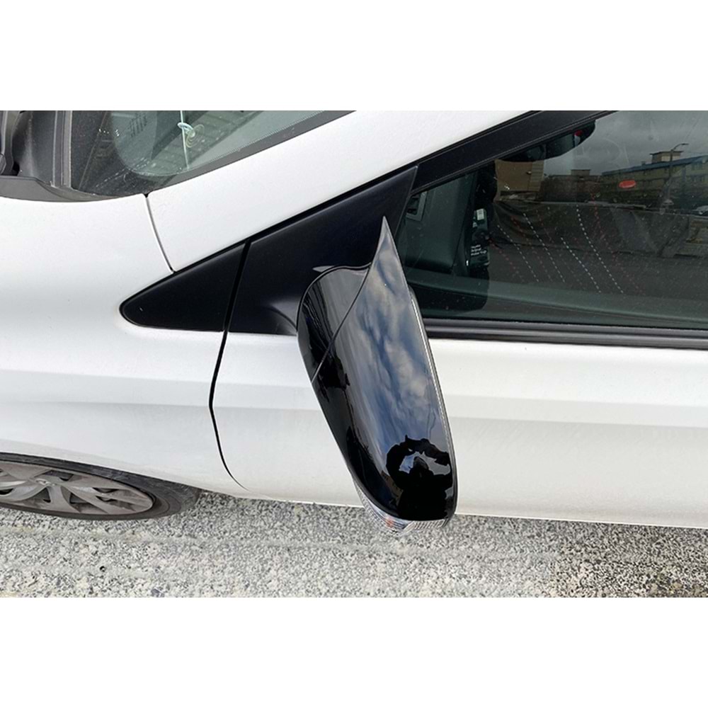 Avensis T270 Batman Mirror Cover Piano Black / 2015-2018