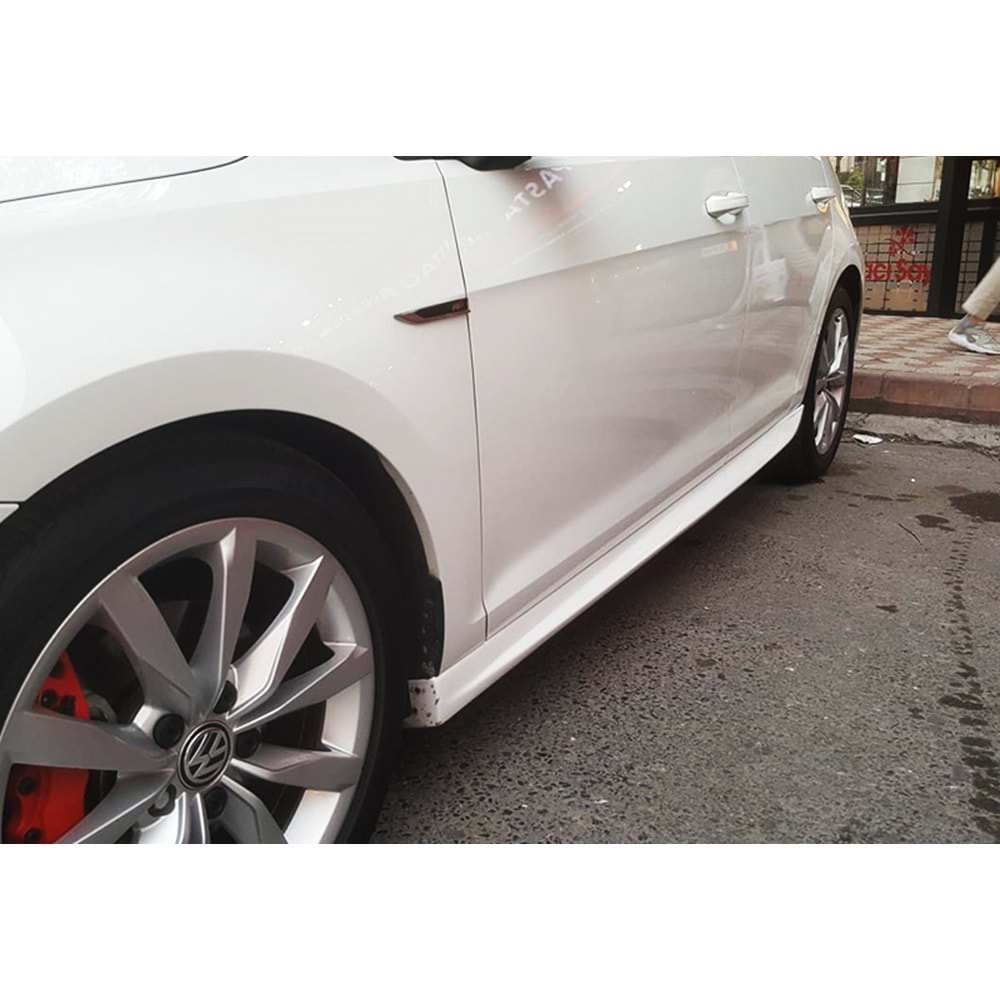 Golf 8 Aero Side Skirts Raw Surface Vacuum Plastic / 2019 -