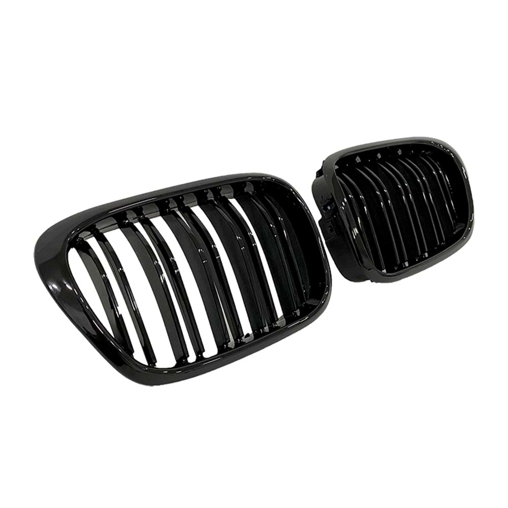 E39 M5 Front Grille Piano Black ABS / 1995-2003