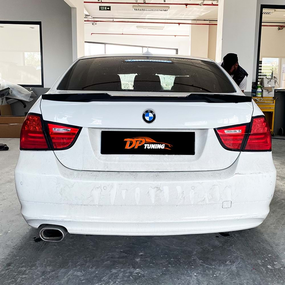 E90 M4 Style Rear Trunk Spoiler Raw Surface ABS / 2004-2011