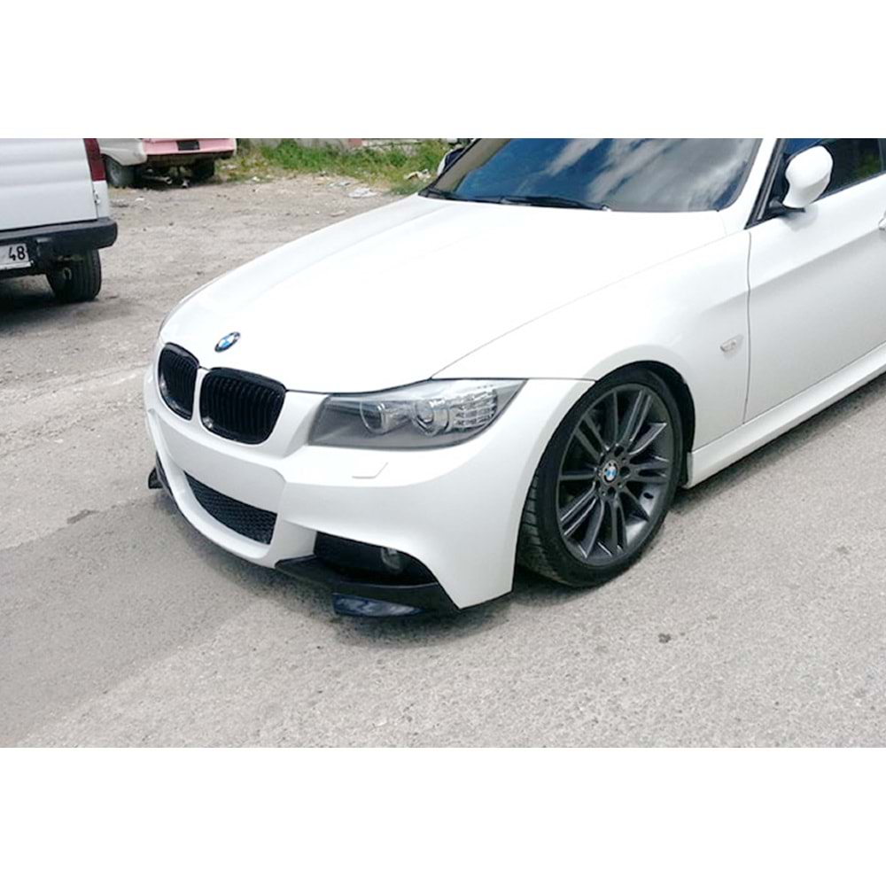 E90 LCI M Technic Front Flaps Piano Black Vacuum Plastic / 2008-2011