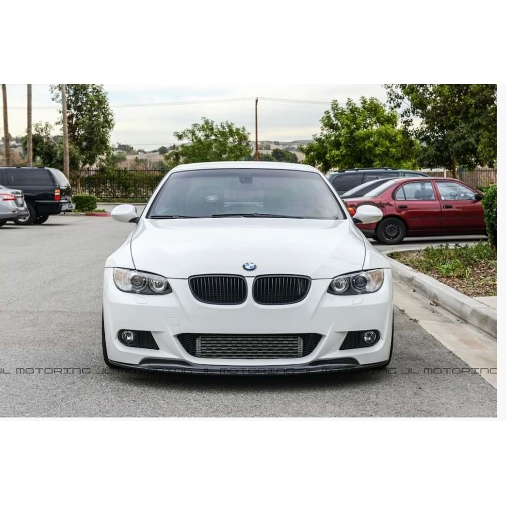 E92 - 93 M Sport CSL Style Front Lip Piano Black Vacuum Plastic / 2007-2009