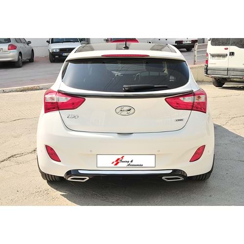 i30 Sport Diffuser With Chromee Exhaust Tips Piano Black Vacuum Plastic / 2012-2017
