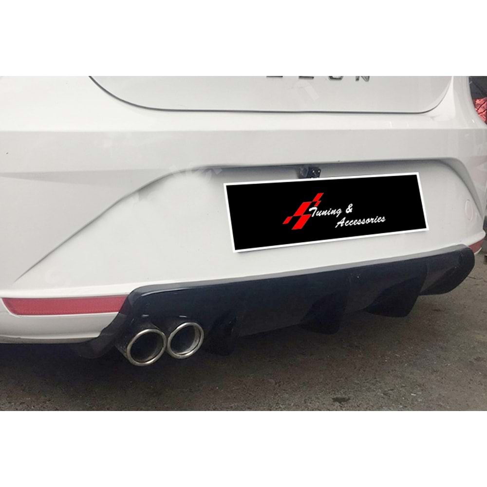 Leon Mk FL Sport Rear Diffuser Primered Fiberglass / 2009-2012 (Left Dual Outputs)