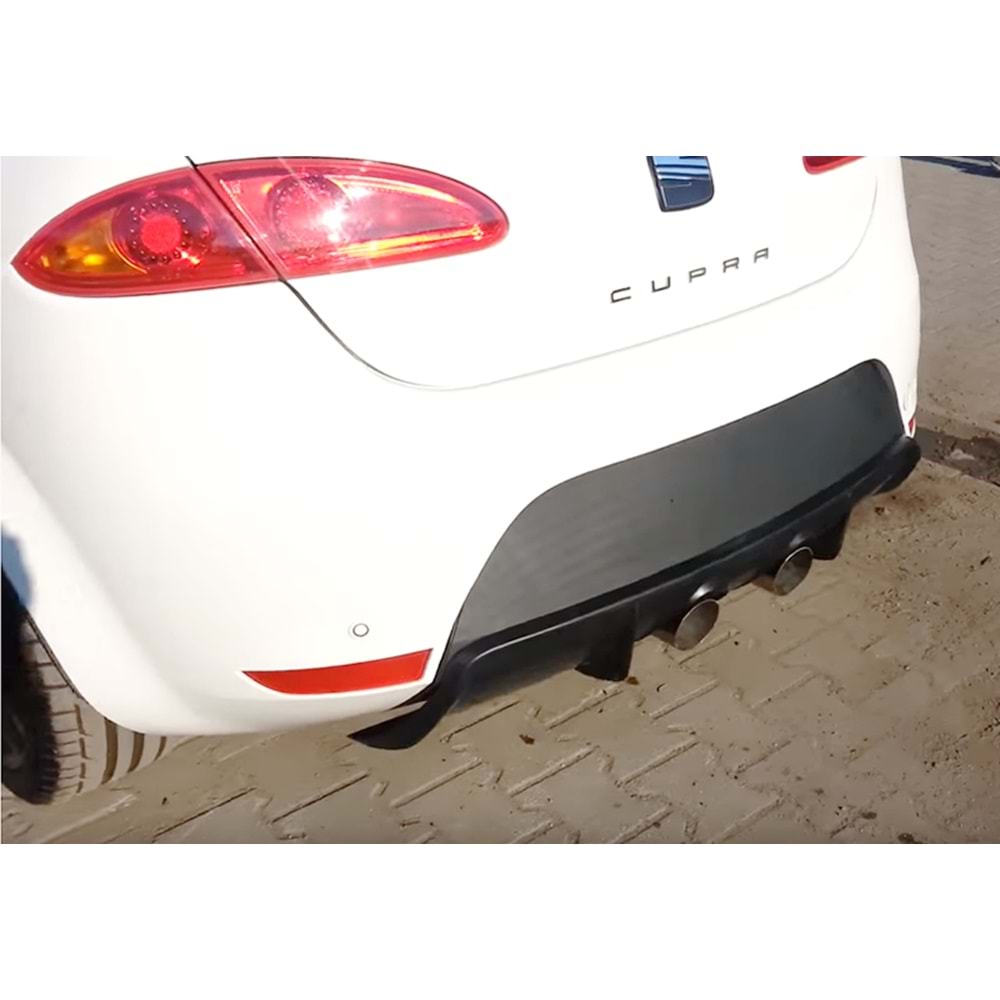 Leon Mk2 FL Cupra Bumper Diffuser Primer Painted Fiberglass / 2009-2012 (Middle Twin Output)