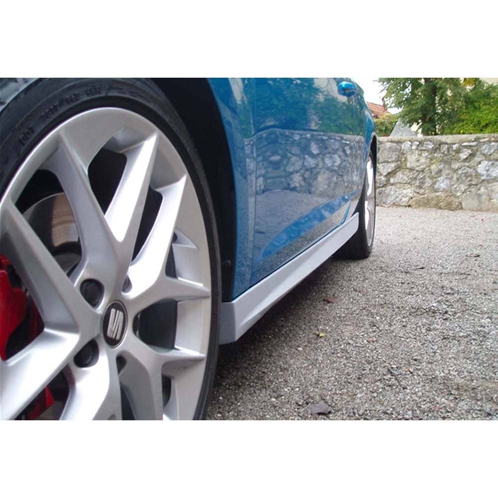 Leon Mk3 SC 2 Door Aero Side Skirt Primer Painted Fiberglass / 2012-2020