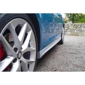 Leon Mk3 SC 2 Door Aero Side Skirt Primer Painted Fiberglass / 2012-2020