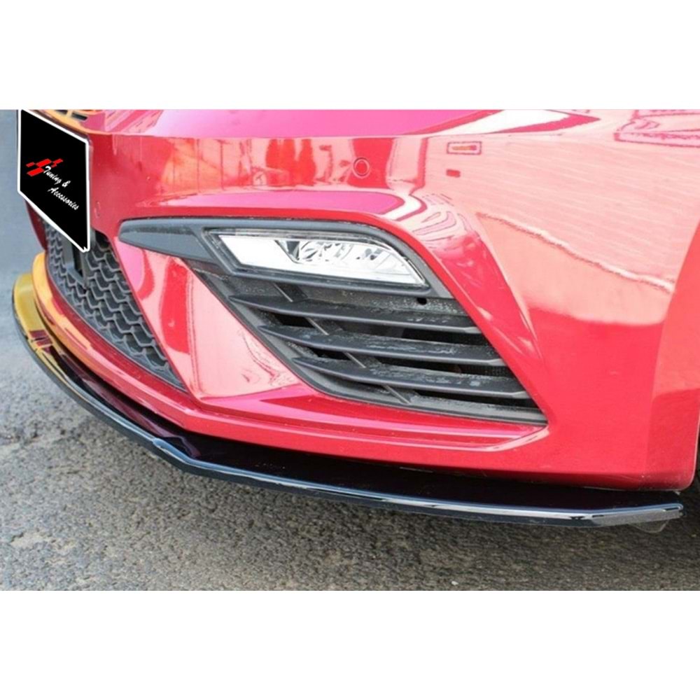 Leon MK 3,5 FL Cupra/FR Max V2 Front Lip Piano Black Vacuum Plastic / 2017-2020