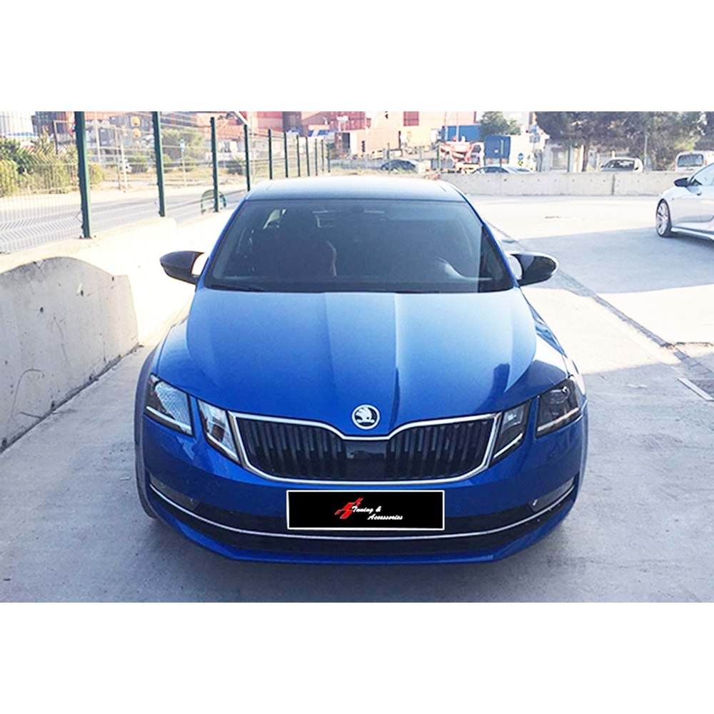 Octavia Batman Mirror Cover Piano Black / 2013-2020