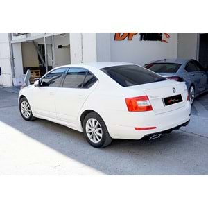 Octavia 3 RS Side Skirts Raw Surface Vacuum Plastic / 2013-2020