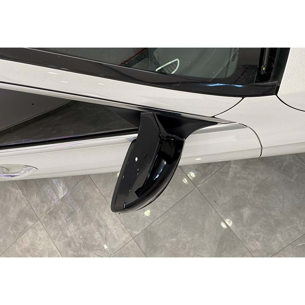 W205 Batman Mirror Cover Piano Black / 2015-2019