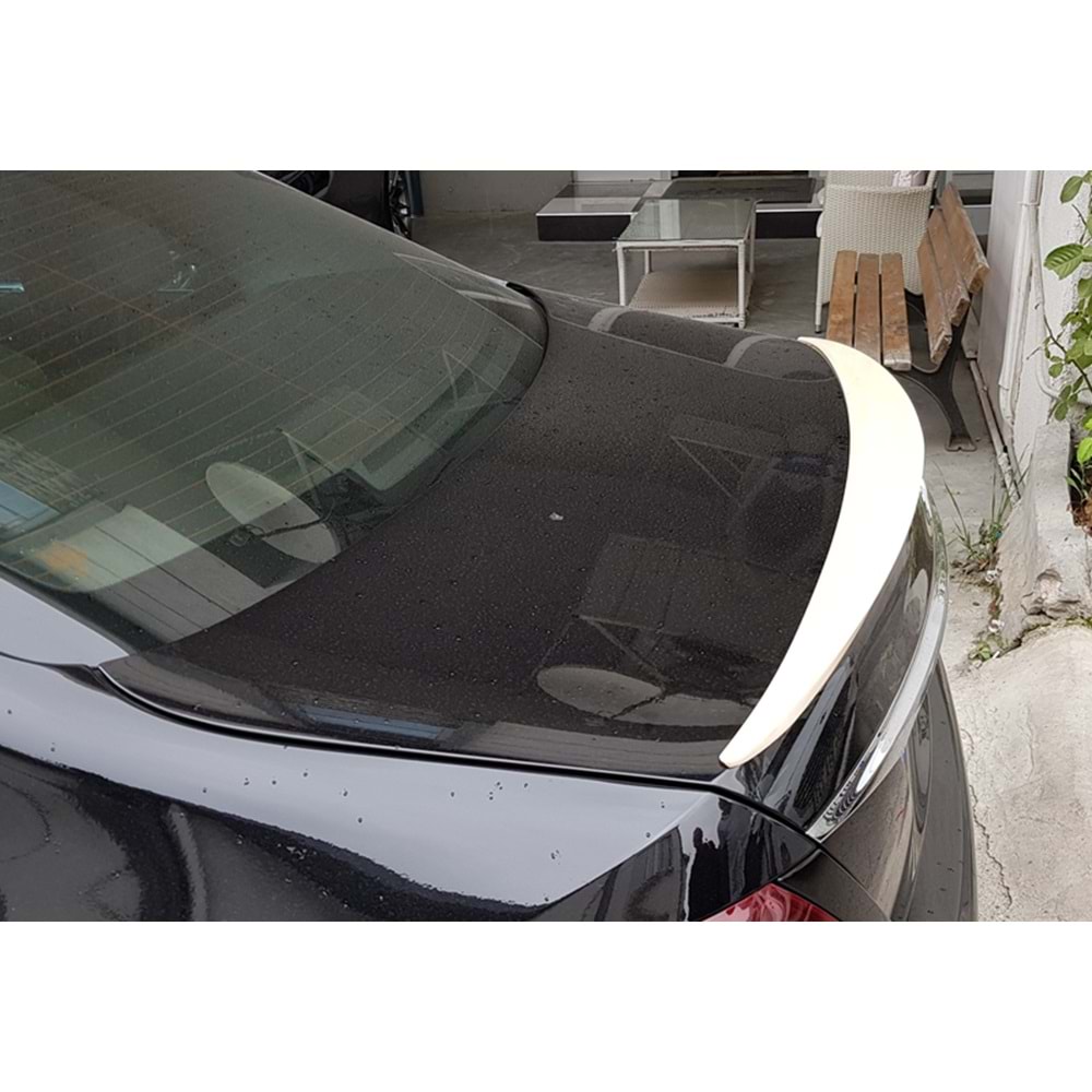 W213 Rear Trunk Spoiler Raw Surface ABS / 2017 - up