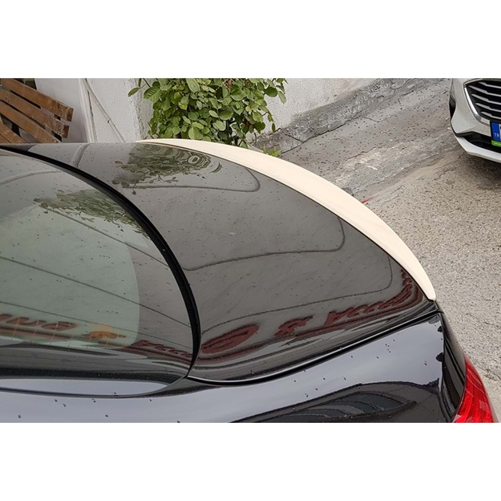 W213 Rear Trunk Spoiler Raw Surface ABS / 2017 - up