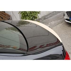 W213 Rear Trunk Spoiler Raw Surface ABS / 2017 - up
